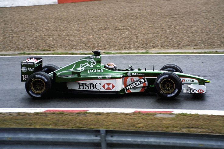 Giancarlo Fisichella was approached by Jaguar in 2000, to drive for them next year. 
Fisichella was open to leave Benetton, but as he saw no better opportunity, he chose to remain at the Enstone team.
#F1 #Formula1 #RetroF1