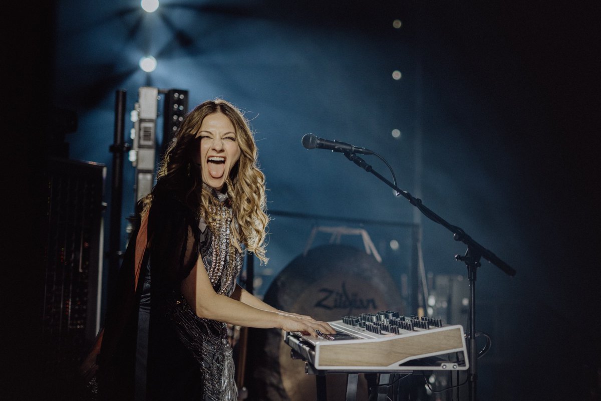 It feels great to be back! Thank you, Prague. #HansZimmerLive 📸 Frank Embacher