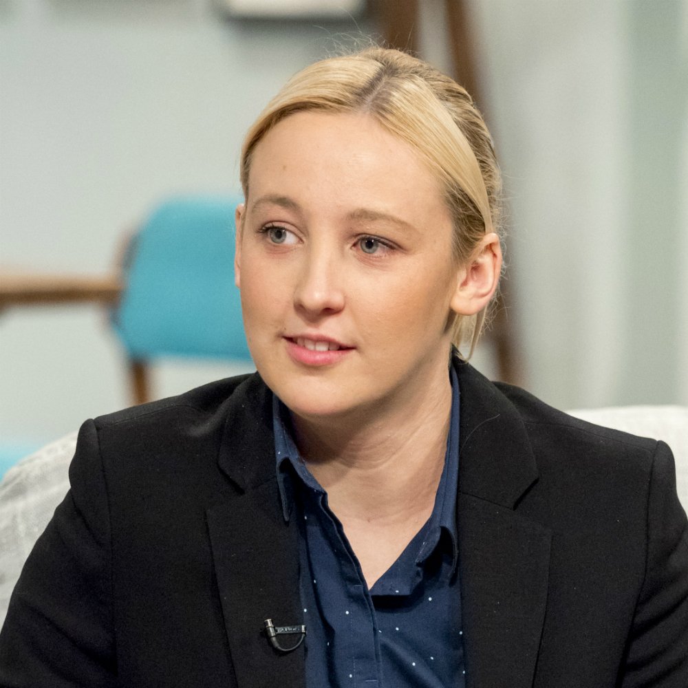 thecelticpost88's tweet photo. GRIMM BREAKING NEWS
Scottish Liberal Democrat Leader @agcolehamilton has made the surprise decision to stand against Paisley and Renfrewshire MP and SNP rising star @MhairiBlack at the next General Election. ACH is betting his popularity in Scotland will help him to victory. https://t.co/KfDviLO2HK