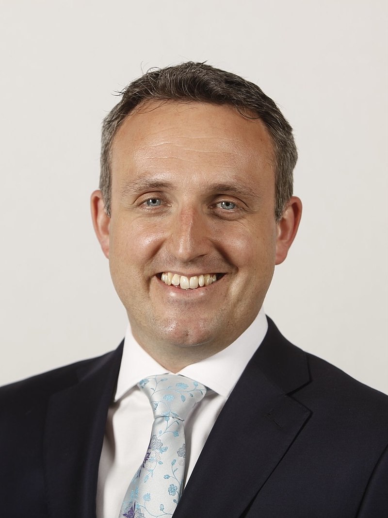 thecelticpost88's tweet photo. GRIMM BREAKING NEWS
Scottish Liberal Democrat Leader @agcolehamilton has made the surprise decision to stand against Paisley and Renfrewshire MP and SNP rising star @MhairiBlack at the next General Election. ACH is betting his popularity in Scotland will help him to victory. https://t.co/KfDviLO2HK