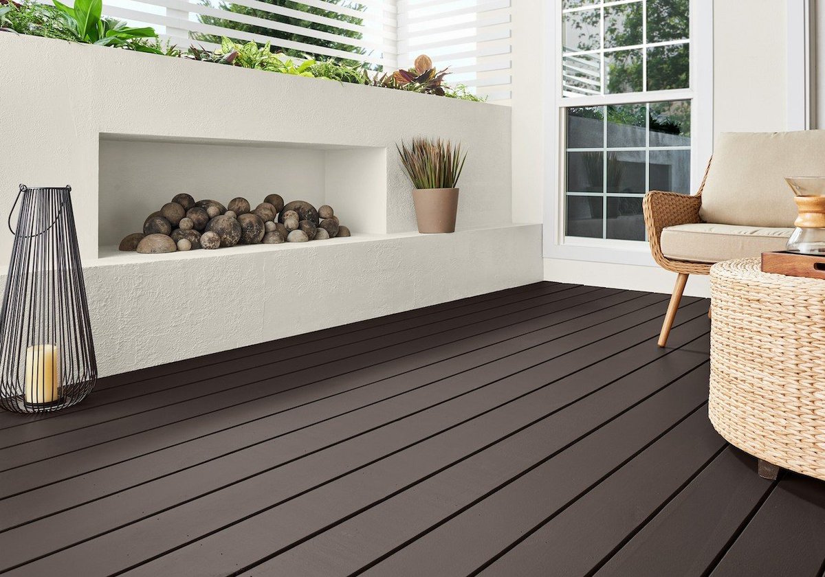 Prepping your deck for a Summer of fun? These are the most popular stain colors to make your space pop.
#theiglesiasteam #realestate #fairfieldcounty #westchesterrealestate #putnamrealestate #bronxrealestate

The Hottest Stain Colors for Your Deck in 2023 ecs.page.link/MZB3v