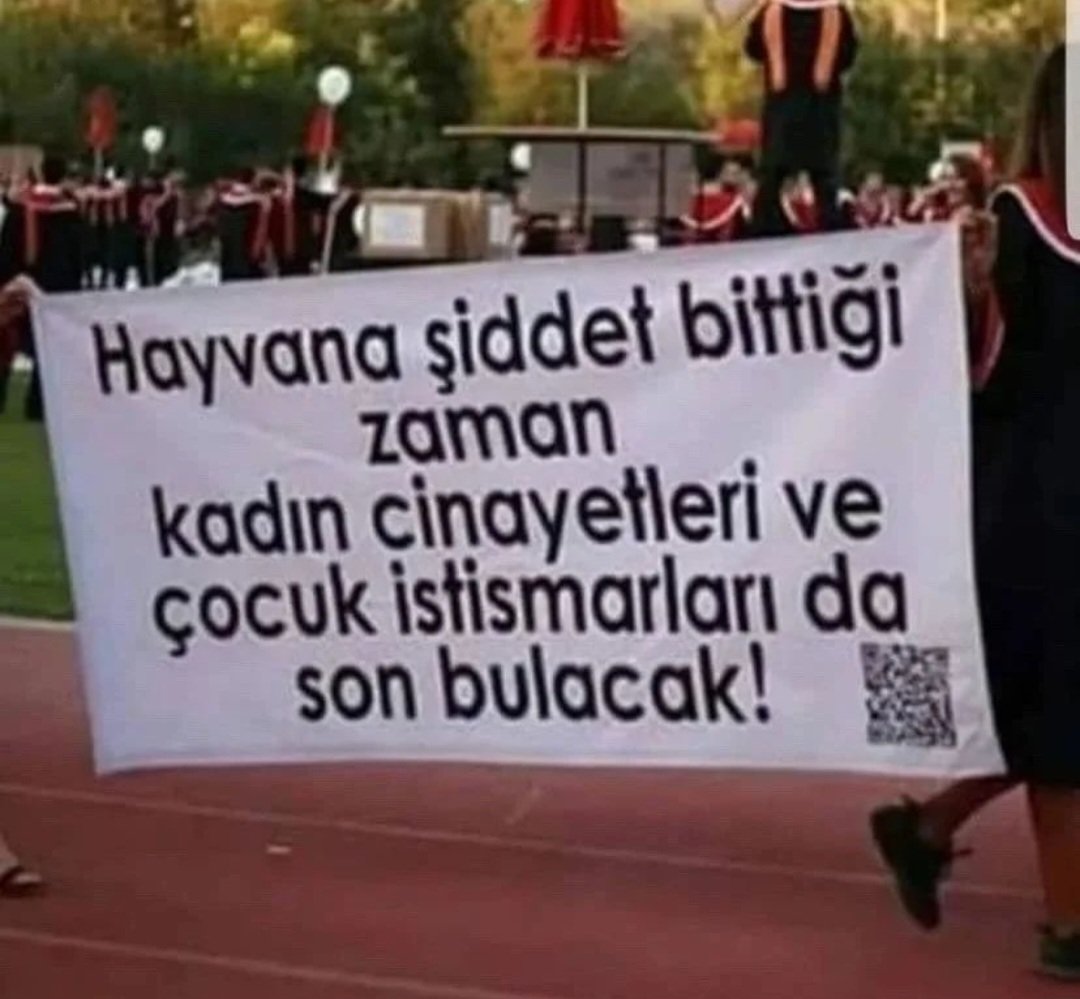 aksiabla's tweet photo. Bütün katiller ve sapıklar önce en savunmasız olandan başlar https://t.co/iBFjcJxdWy