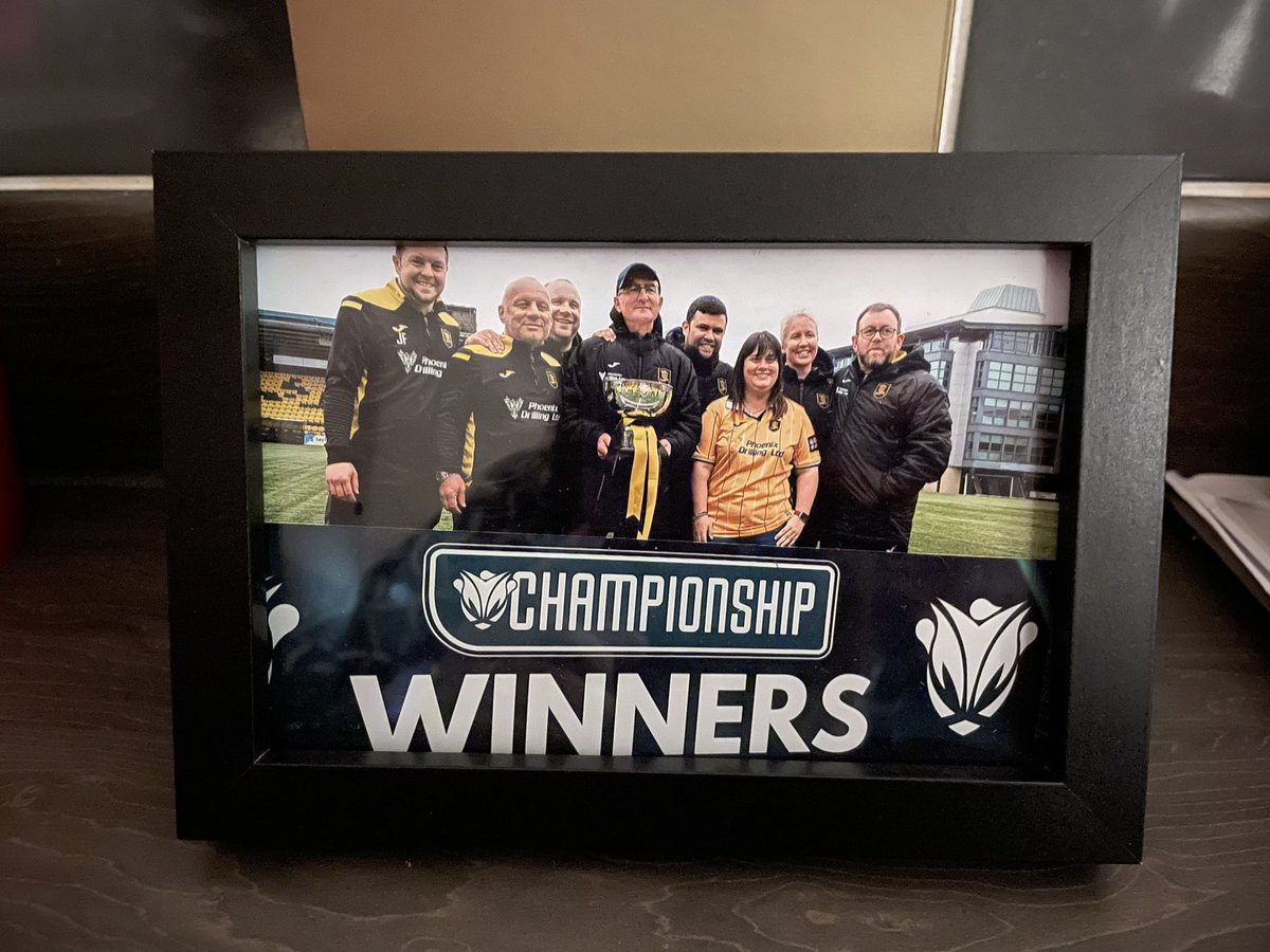 What a lovely end to my first season as chaplain to @livingstonwfc it has been such a joy, I have been made feel such a part of the team, looking forward to next season with you all SWPL2 …. Real privallage to be called your safe space 💛🖤 tonight - thank you for my love gift x