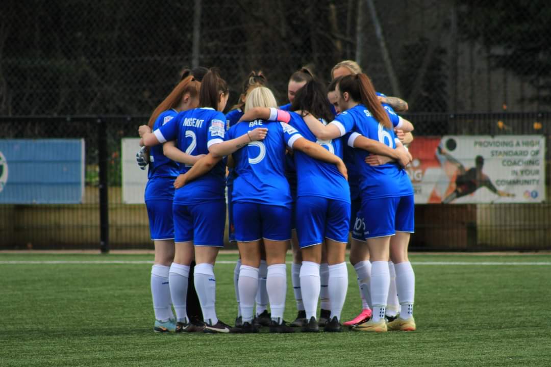 OfficialNIFL's tweet image. ✅ Late winner
📈 Moving on up the table

@LisburnLadiesFc 🤩

#SportsDirectWomensPrem