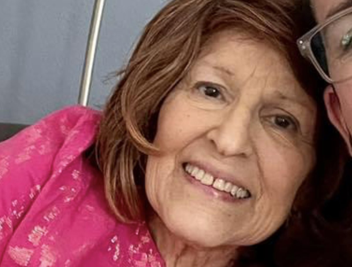 noticiaslineapr's tweet photo. Luisa "Piti" Gándara, hospitalizada en medio de su batalla contra el cáncer: https://t.co/Xj0A2TmMFv https://t.co/GkXnYI3m3l