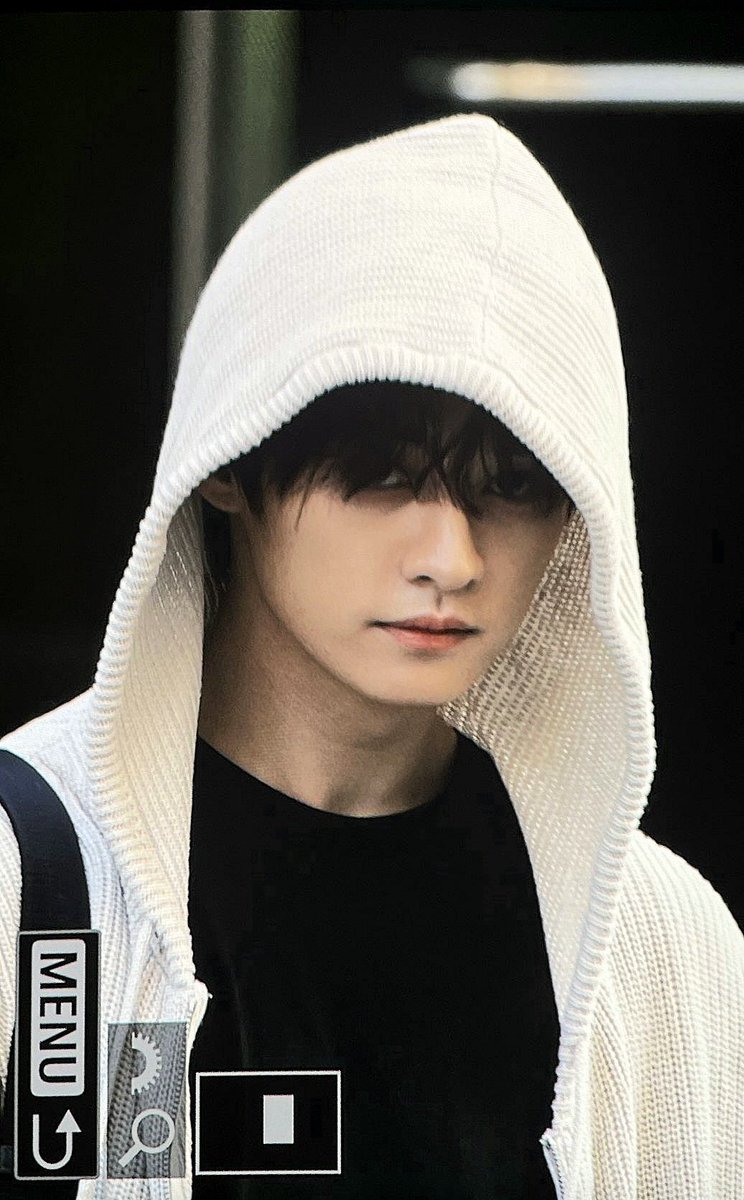 XEBOYMINHO's tweet photo. https://t.co/bbz4Nx2WNi