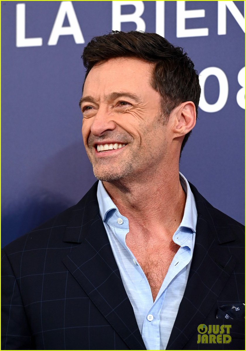 Daily dose of Hugh 💖 #dailydoseofserotonin
.
📸 Original owner
. 
#hj #hughjackman #thehughjackman #dailydoseofhugh #dailydoseofserotonin #pickmeup #serotninsmile