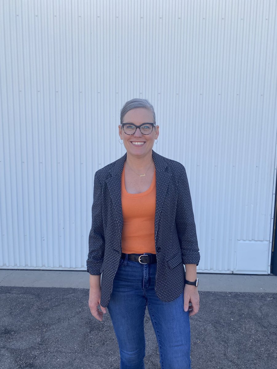 Today, I’m wearing orange to bring awareness to the increase in gun violence across the country, which takes the lives of 120 Americans every single day. We can and must do better to protect our communities, and I’ll continue to work across the aisle to make that happen.