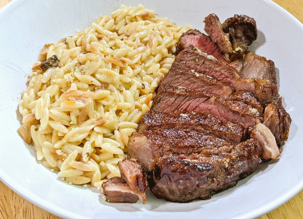 Tonight at Chez Zub's:
Dry-Aged Ribeye Steak cooked medium-rare with Garlic Mushroom Orzo.