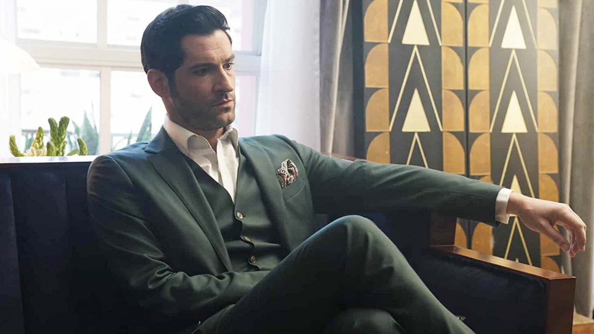 This man just does things to me, and I'm just enjoying every minute of it 💖💖😍😈
#TomEllis #LuciferMorningstar