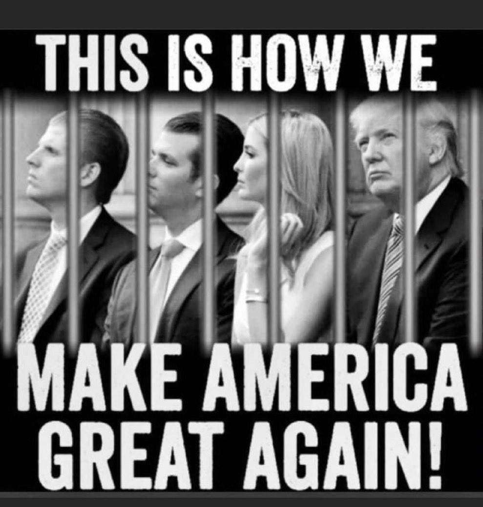 LePapillonBlu2's tweet photo. Give me a thumbs up if you agree. https://t.co/5y9i7wg0Er