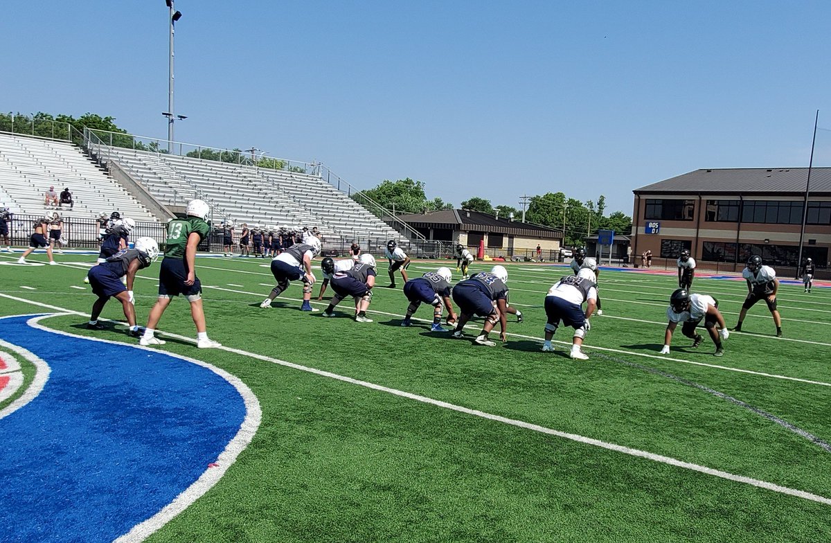 TCaid's tweet photo. BOMBER FOOTBALL just wrapped up 3 days of Team Camp at Bixby. We got a ton of great competition and hundreds of reps! Great camp @BixbySpartanFB
@MidDelAthletics @MWC_Beacon  @TheBomberWay @LoweRandon @LastLetterC @coachmitchell17 
#BOMBERFOOTBALL23 https://t.co/rslPjqco0K