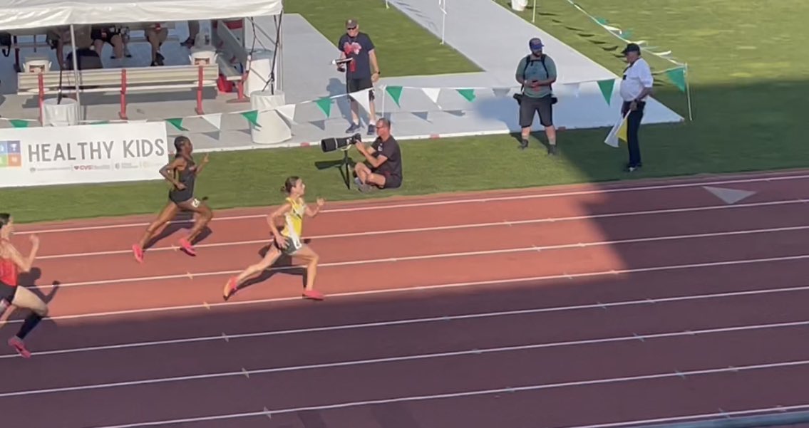 trackcomets's tweet photo. Ella wins her heat of the 400 with a 55.78 and has the fastest time going into the finals tomorrow! GO COMETS!! https://t.co/dEkGnUbYq2