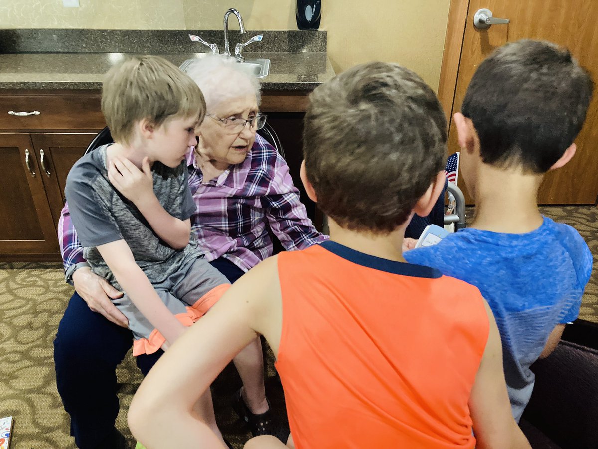 mrsphillippo's tweet photo. One last visit with our Edgewood senior friends! #NPpride #SLPPantherProud https://t.co/v5lnBtvLcF