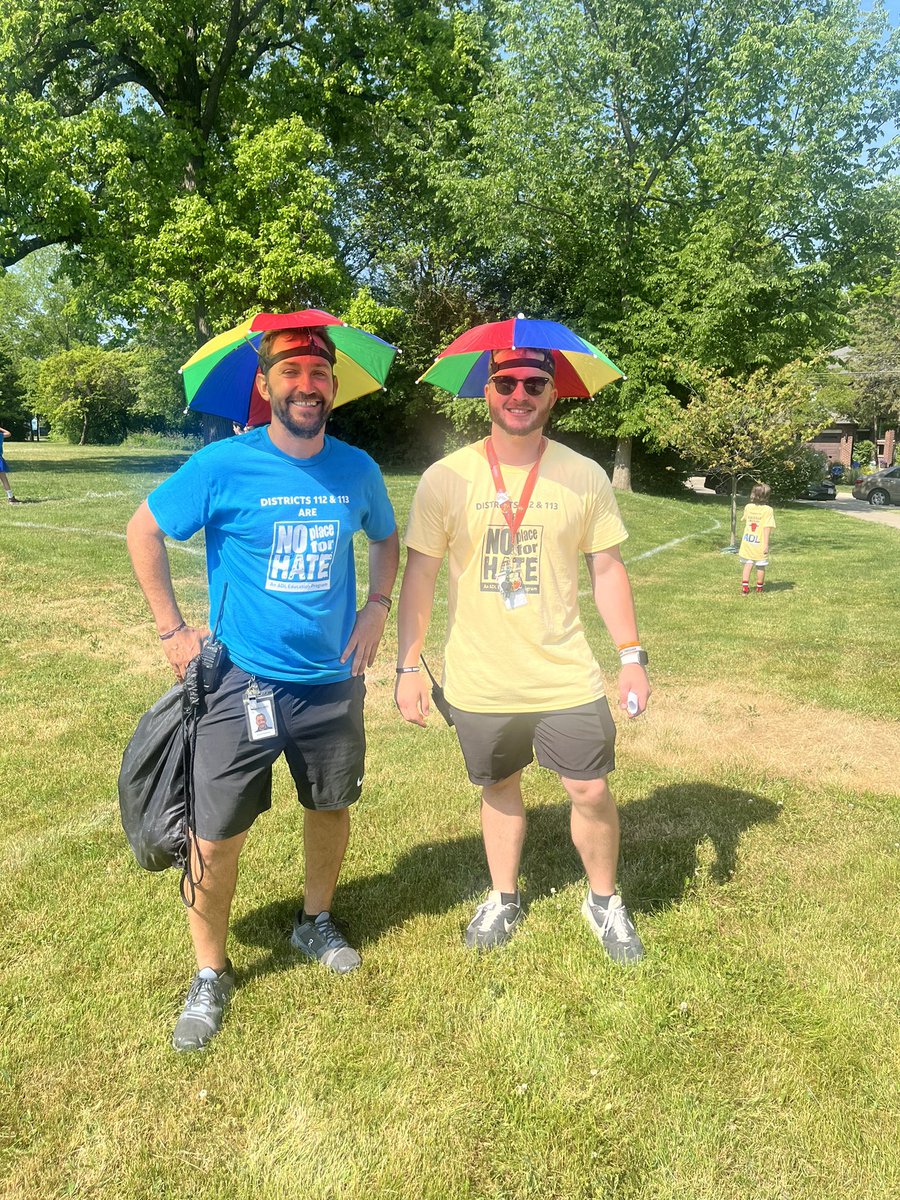 Field Day 2023!! Shoutout to <a href="/Daniclotacoach/">Dani Martinez</a> and <a href="/kschlacks112/">Kevin Schlacks</a> for an amazing day! It was so fun to have the Bulls there to kick it off, too!  #RaviniaRocks #112Leads