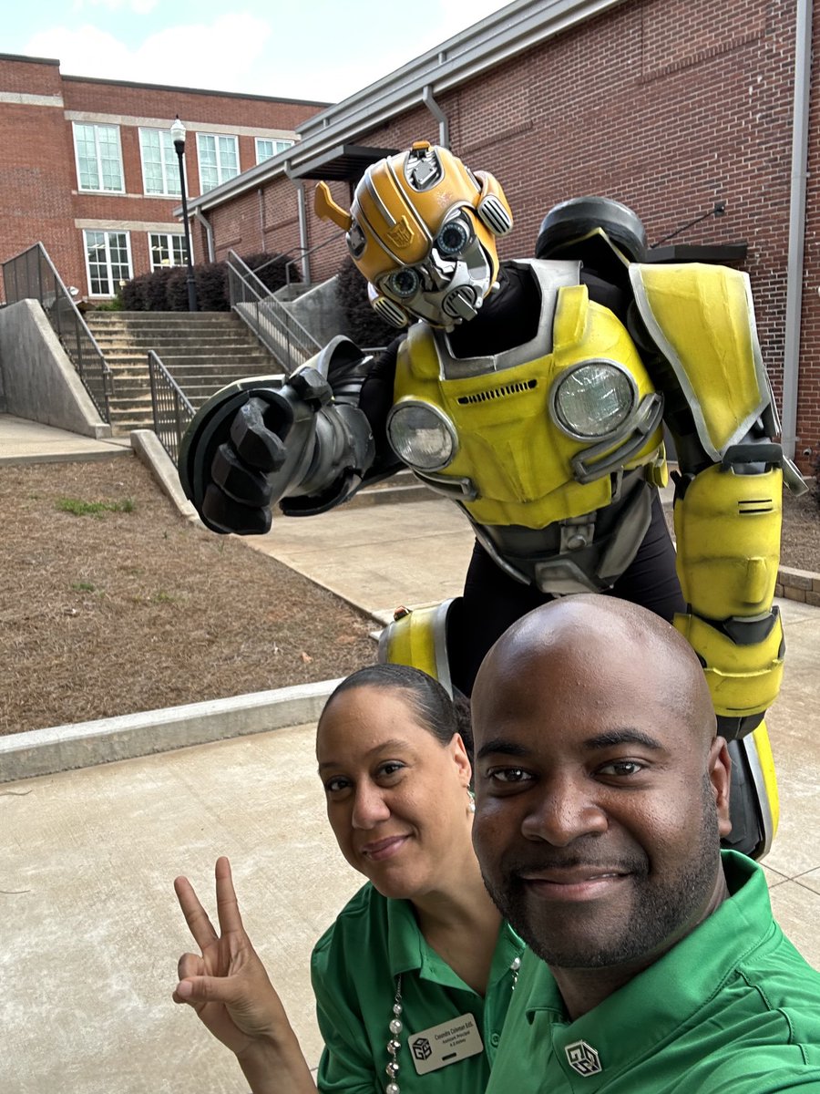 ccolemanleader1's tweet photo. Today we wrapped up our Admin Leadership Symposium, which was informative, inspiring and FUN! Summer has started but planning for the 23-24SY has already begun!!#teambuilding #collaborativeconversations #vision #universal #choosingcourage @LisaPearceEdS @Rhodes2EDU @Docpittman1 https://t.co/UBIudKCASA