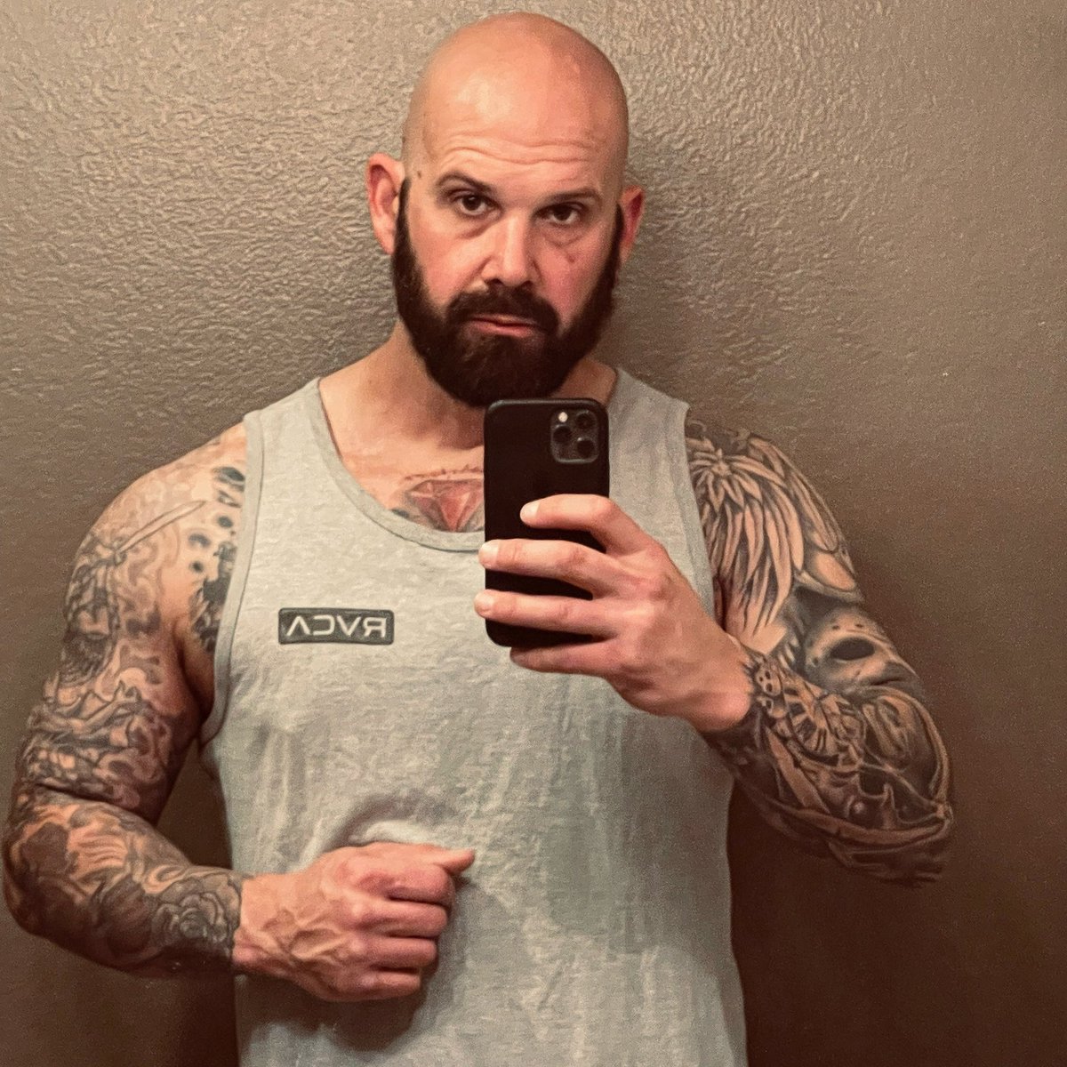 iamryanbell's tweet photo. just trying to not be a fat boy #personaltrainer #health #fitness #entrepreneur #fitfam #orangecounty #huntingtonbeach #costamesa #trabucocanyon #foothillranch #tattoos https://t.co/FsBfqkpoPH