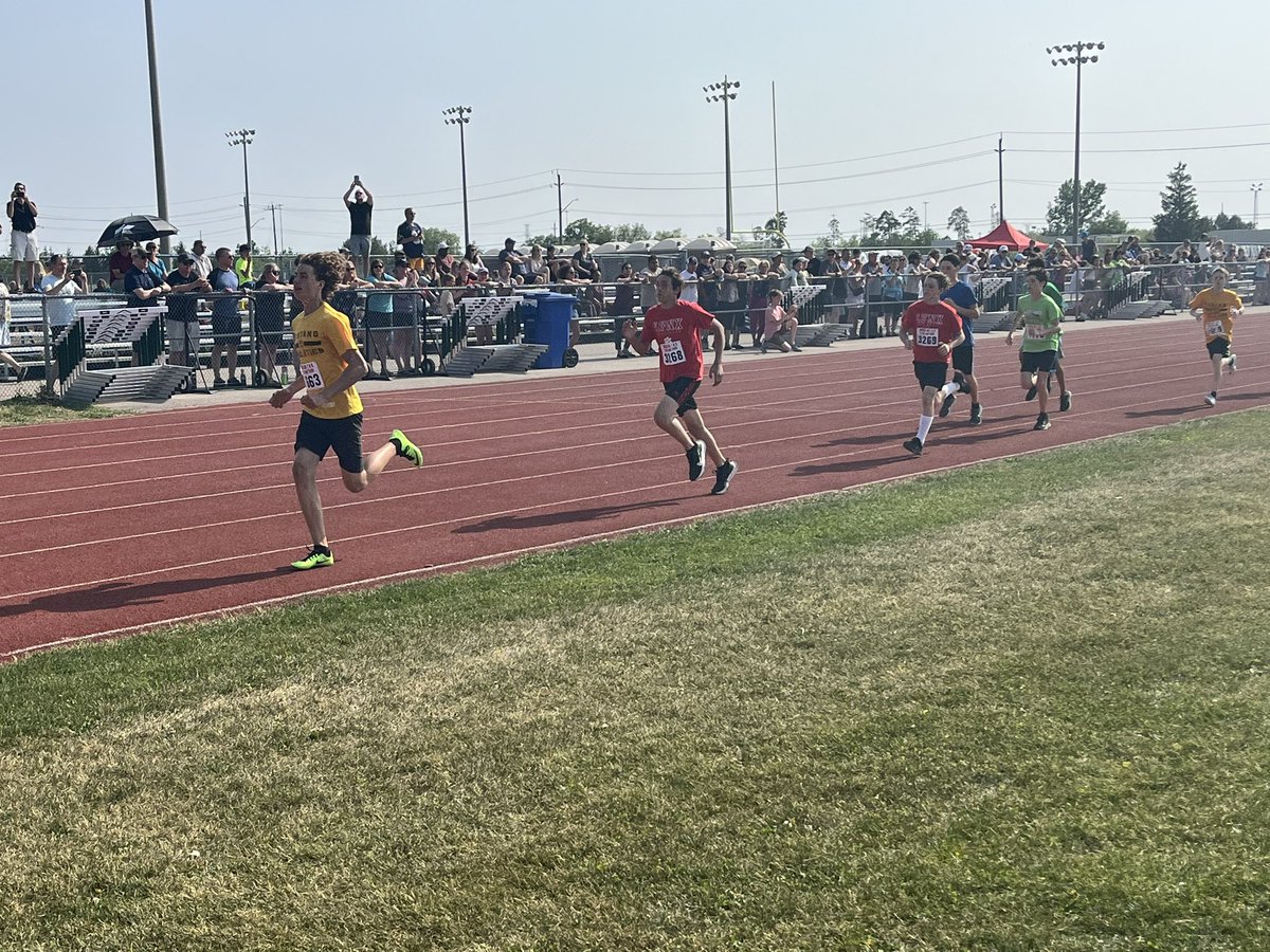 MrLaythorpe's tweet photo. My favourite time of the year! The @wrdsb intermediate county track and field finals. Was a great night! Thanks for all your hard work @lbpwrdsb students. Proud to be LBP. https://t.co/WE1yUh9xTq