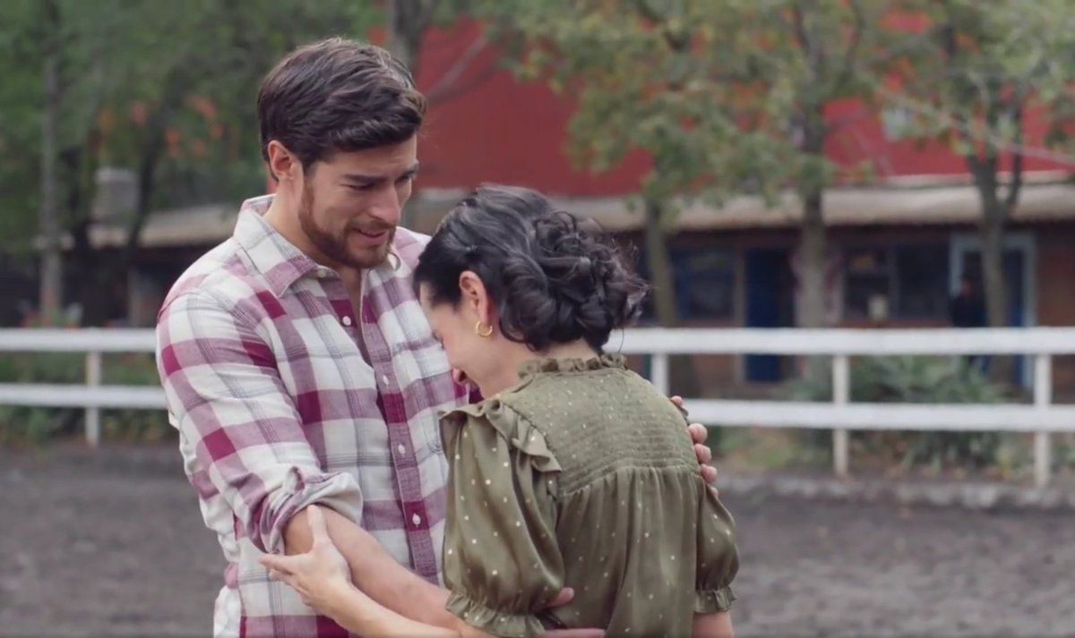 Anamariacd02's tweet photo. Camila se enamoró primero pero David se va a enamorar más, lo presiento ❤️✨
#Damila #ElAmorInvencible https://t.co/j6O0nRZ0Um
