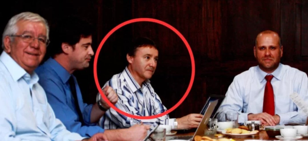 Informate111's tweet photo. .🚨#LAMONEDA exjefe informático del @GobiernodeChile MIGUEL ÁNGEL CANDIA IRARRAZABAL fue detenido por el delito de almacenamiento de #pornografíainfantil / La detención se llevó a cabo por @PDI_CHILE luego de haber sido #ALERTADOS por @FBI #FelizViernes #gas #CuentaPública2023 https://t.co/yOeET32E7l