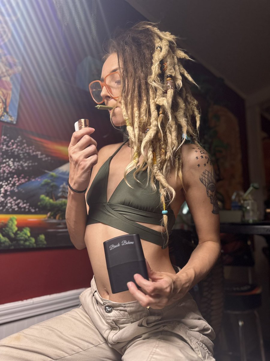 Julia Dream ✨ tweet media