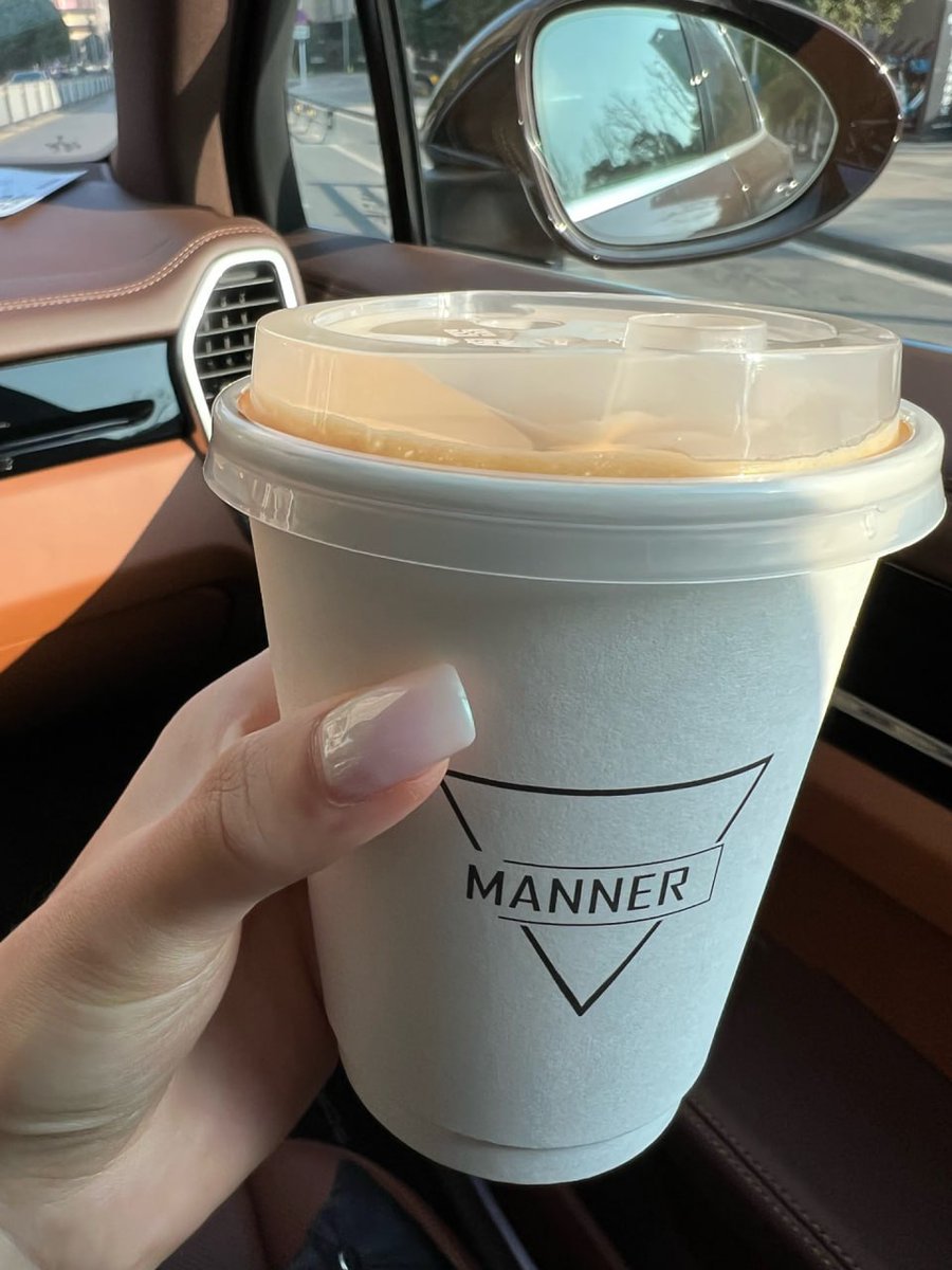 Capone734's tweet image. Are you also looking forward to that weekend you can go shopping with you and then go home to make food together? #shopping #food #coffee  National Anthem Fort Bragg Marine One #FlashbackFriday #13MillionJobs