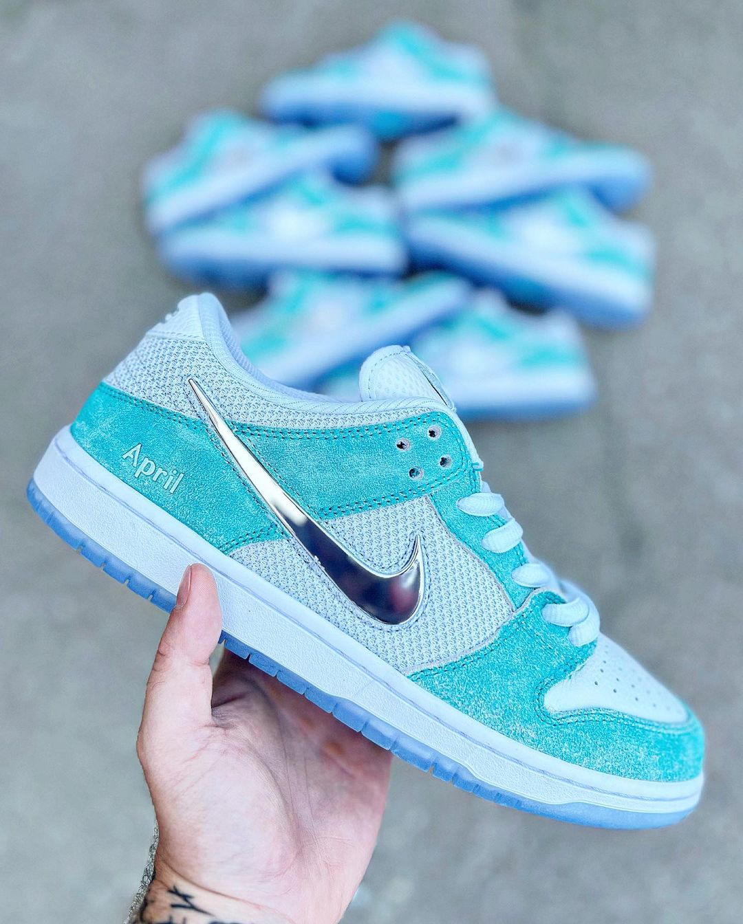 JustFreshKicks on X