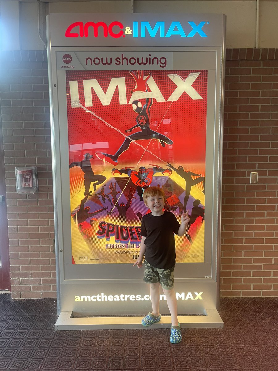 A packed theatre tonight for @SpiderMan at @AMCTheatres. Scored a popcorn bucket! LFG!!! #amctheatre #spiderman #perfectlypopcorn