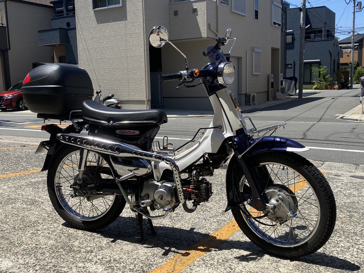 plenusdoor's tweet image. お昼休みにスーパーカブ（2002年生まれ）をきれいきれいしてあげた

もう我が子みたいに可愛い奴(*´д｀*)ﾊｧﾊｧ