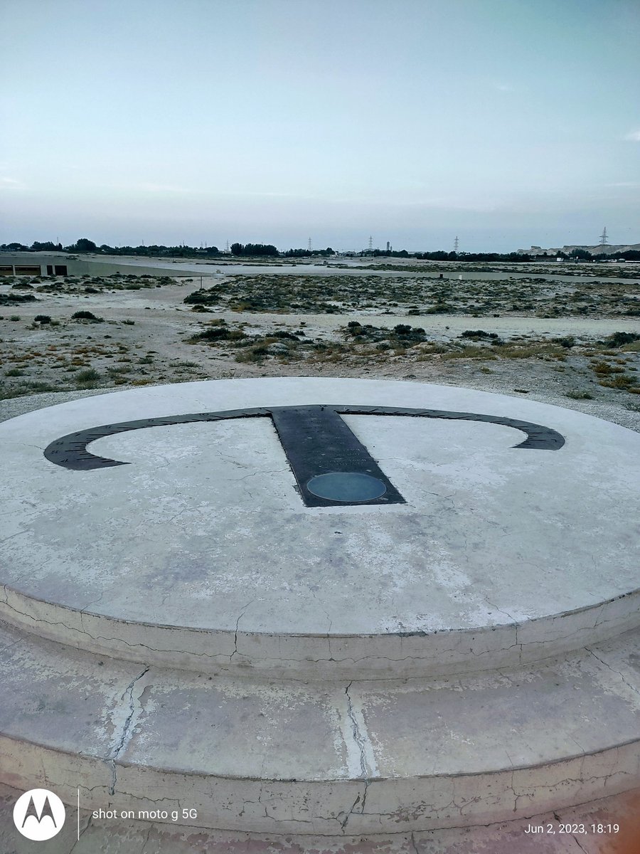 Sundial @
#TreeofLife 
#Bahrain