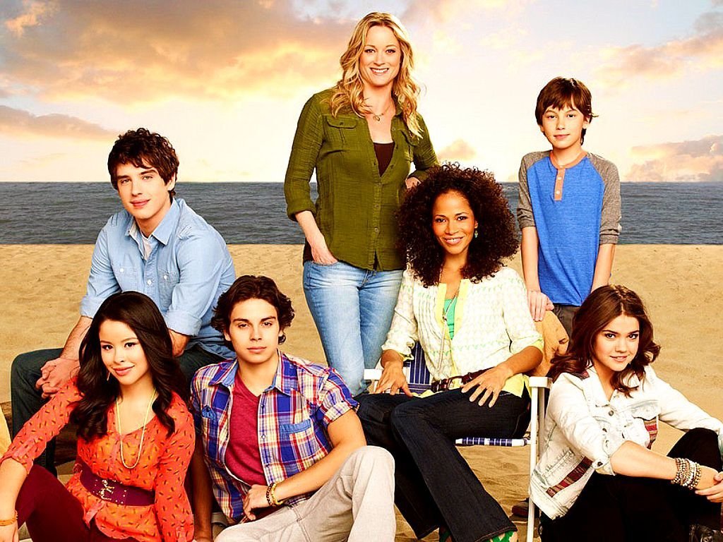 In 2013 and 10 Years Ago, #TheFosters premiered on ABC Family (@Freeform) on this day and the show is missed today. RT and Like if you love and miss this show. (@TeriPolo1, @SherriSaum1, @JakeTAustin, @haydenbyerly, @TheDannyNucci, @MaiaMitchell, @dglambert, @cierraramirez,