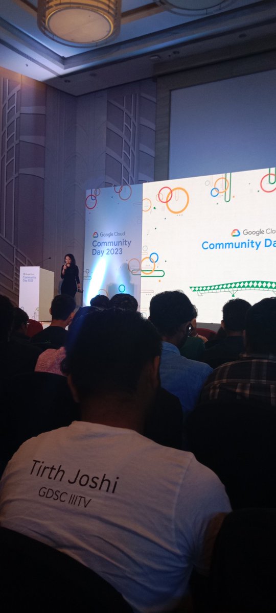 harshh_trivedi's tweet image. Speakers arriving 😃. 
Excited. 

#GDGCloudAhm #GCCDAhm23 #GoogleCloudCommunityDay