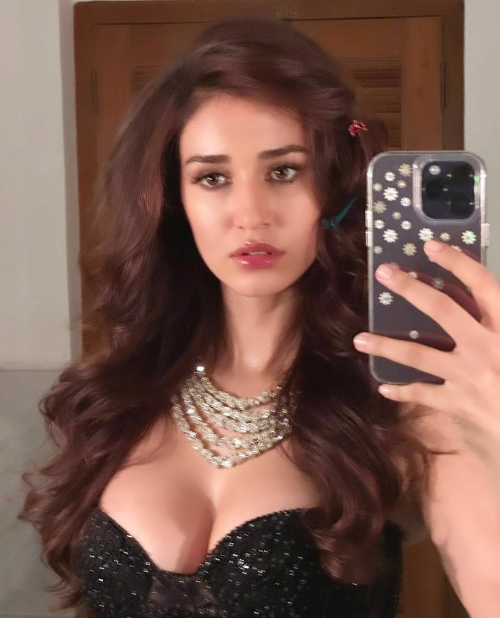 Fxq6upRaMAABcrZ?format=jpg&name=900x900