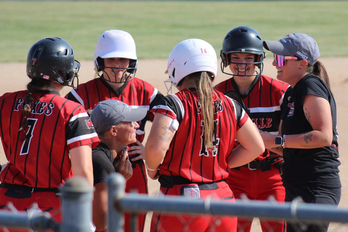 Shout out to Coach Regnier & Coach Leadbetter for all they've done for the Yorkville Varsity Softball Team.  
2023 Conference Champs
2023 Regional Champs
2023 Sectional Champs

On to Super Sectionals on Mon, June 5th!  
#notdoneyet 
#allgasnobreak
#yorkvillesoftballfamily