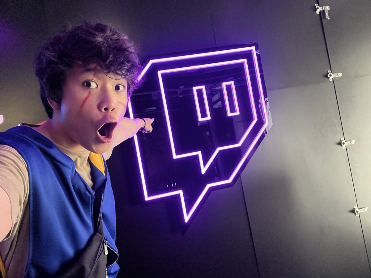 Aleks Le 👊🪄 on Twitter "more pics of me dressing up as Luke from today