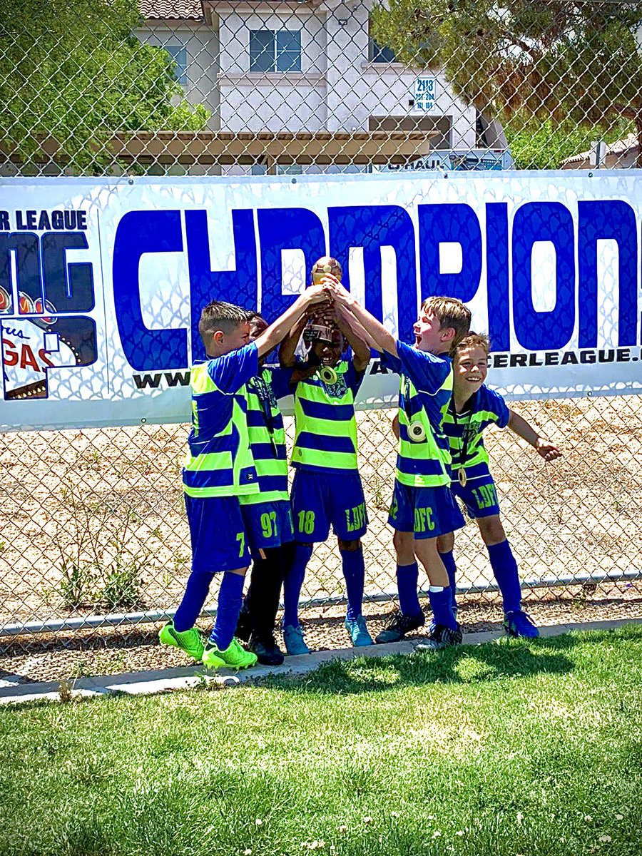 Lion'sDenFútbolClub tweet media