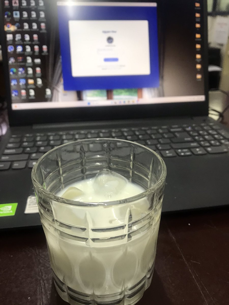 chelleparrenas's tweet image. Iwas muna sa kape 😅 #saturdaywork