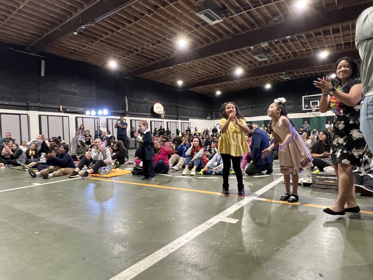 vbrattolitk's tweet photo. This week was amazing! We had a blast at our spring show and got to explore our new water sensory table ๐ฆ ๐งธ #ivyacademiatk #ivyacademiak #iaecspumas https://t.co/iTz64acCfT