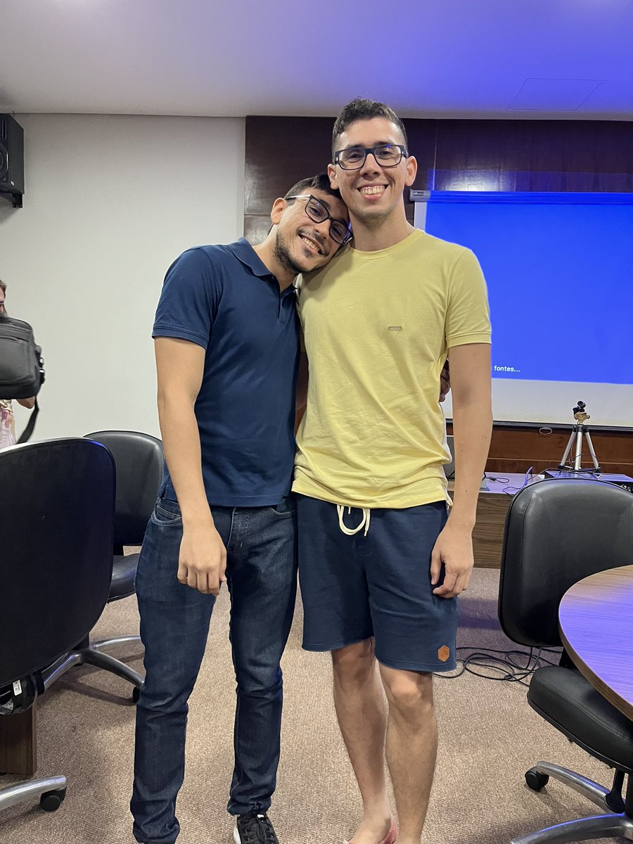 kmeloboy's tweet photo. Meu quase enfermeiro ❤️ #tcc1 https://t.co/nSsXw4kOyk