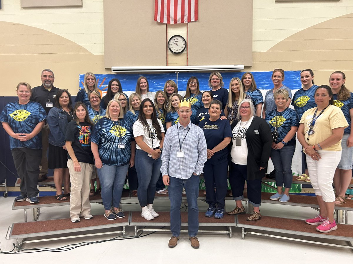 Last day of School Fun! We celebrated by having a surprise assembly for our principal, Mr. Wolfe! #joewalker #bestwishes #community #donutsforeveryone #lovejw <a href="/McGuffeySD/">McGuffey School Dist</a> <a href="/JoeWalkerES/">Joe Walker ES</a>