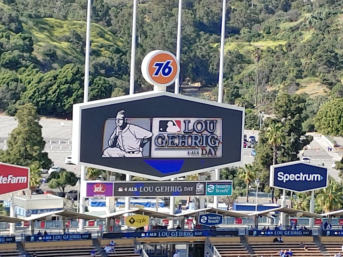 #Dodgers and #Yankees open 3-game series tonight at Dodger Stadium on Lou Gehrig Day 4ALS. #LG4Day #MLB