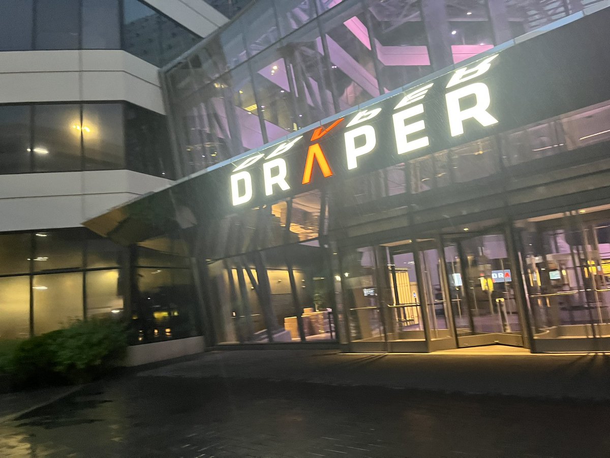 TheNicoFett's tweet image. Project Time!! This place is insane!! $60M atrium dedicated to science and technology 🔥😍🤓#MIT #ITContractor