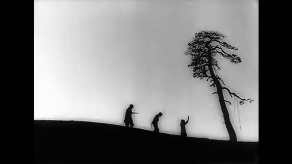 Por la ley (1926)

Una película bíblica, poética y llena de belleza. 

Hay mucho cine por descubrir y reivindicar en Kuleshov más allá de su conocido efecto.