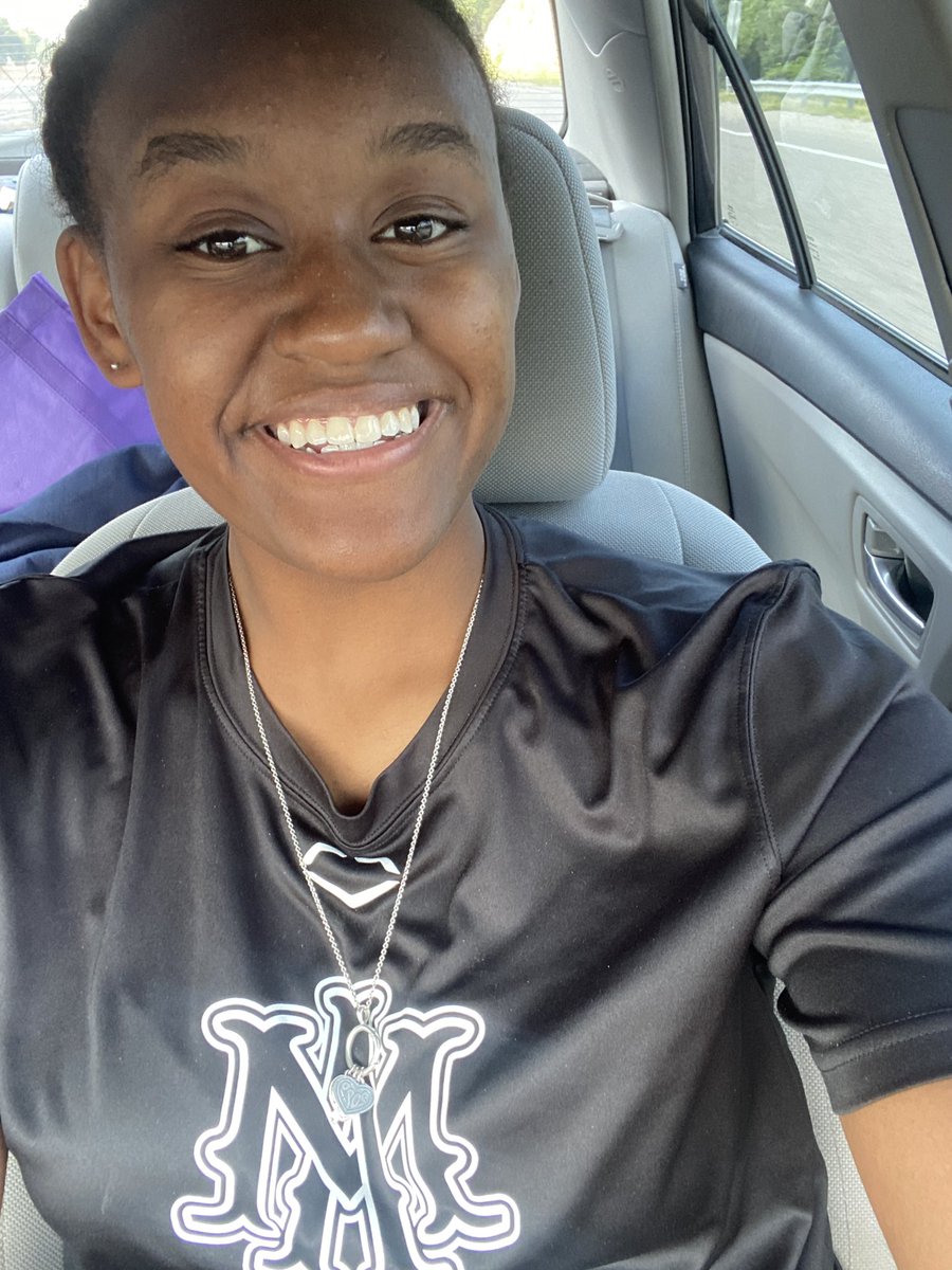 Mya__Dunn's tweet photo. @AMNTX18u_Jeff @AMNTX18u #OklahomaBound #RoadTripSelfies https://t.co/v9nrgXPBMf