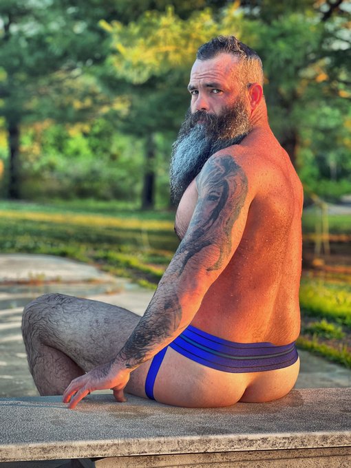 I’ll be here all summer ? https://t.co/JgA57dP1uz