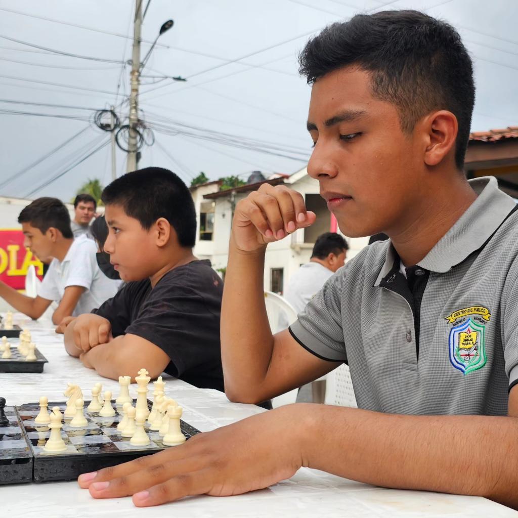 El Frente Sandinista de Liberación Nacional con Alcaldía Municipal de Masaya, realizan Torneo Inter colegial de Ajedrez, hoy  Viernes 02 de Junio a las 4 de la tardes en el  Tiangue de Monimbo. 🔴⚫✌🏼

#AlcaldiadeMasaya 
#AlcaldíasdelPuebloNi 
#Masaya #Nicaragua 
#MayoVivaSandino