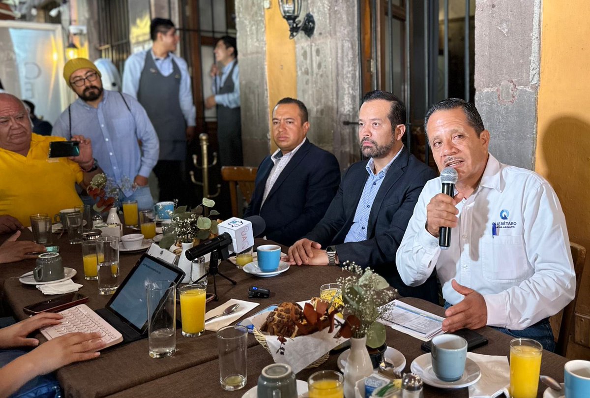 #Querétaro 🚜 | Invita Municipio de Colón a celebrar el Día del Productor 🎊

• Será el 2 de julio, en el marco de las Fiestas del Centenario, como Municipio Libre y Soberano 👉🏽 n9.cl/c6eiz