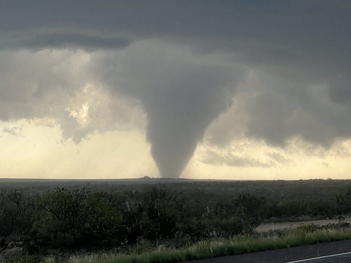Charles Peek on Twitter "Just southeast of Dryden, TX. weatherchannel