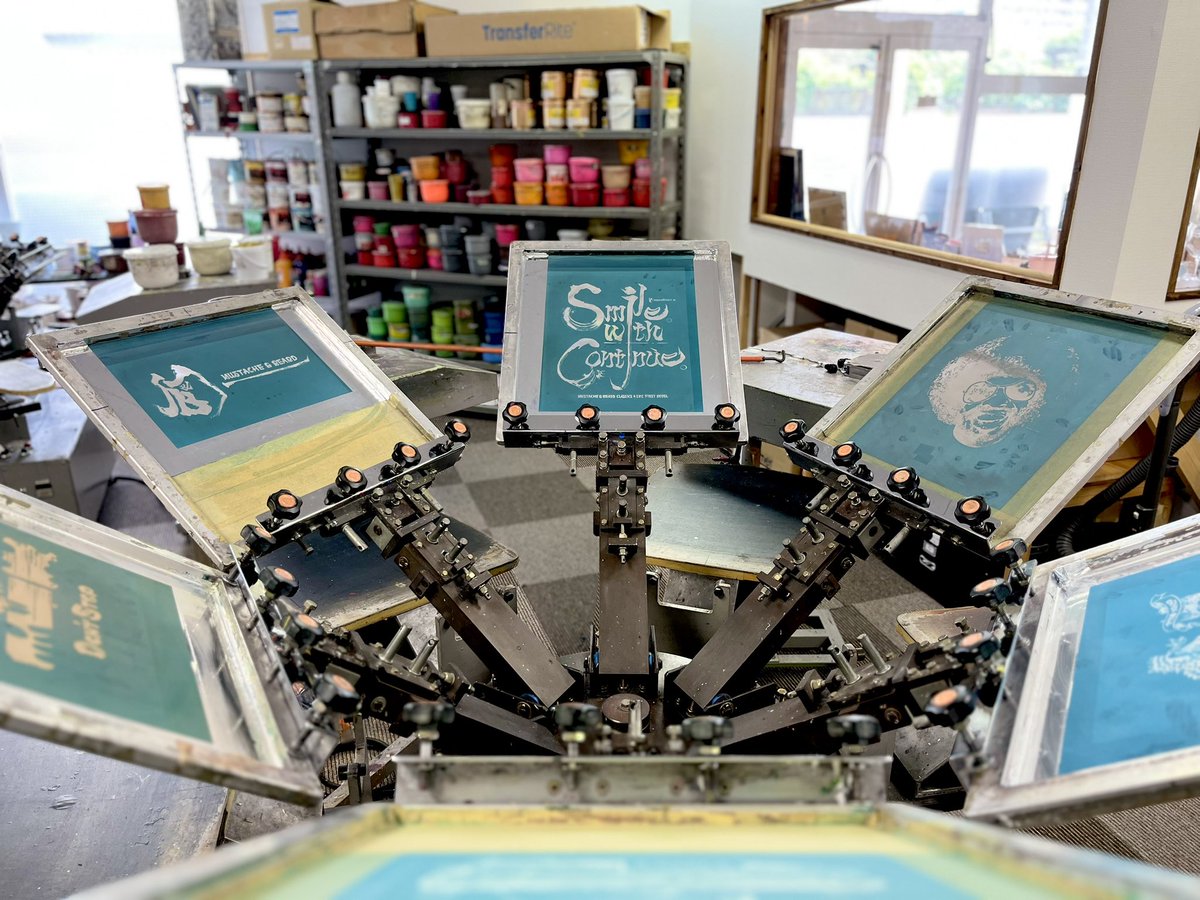 yasu_impression's tweet image. 遂に明日となりました！
自分だけのカスタムTシャツが作れるイベントです。お待ちしてます^ - ^

Tシャツプリントイベント
【 MAKE IT 】

🌿 SKILL WORK (スキルワーク)
仙台市青葉区台原1丁目12-12 スズコービル1F
🌿 2023・6・4(SUN)
🌿 11:00 〜 17:00

#skillwork 
#tshirts 
#yasuimpression