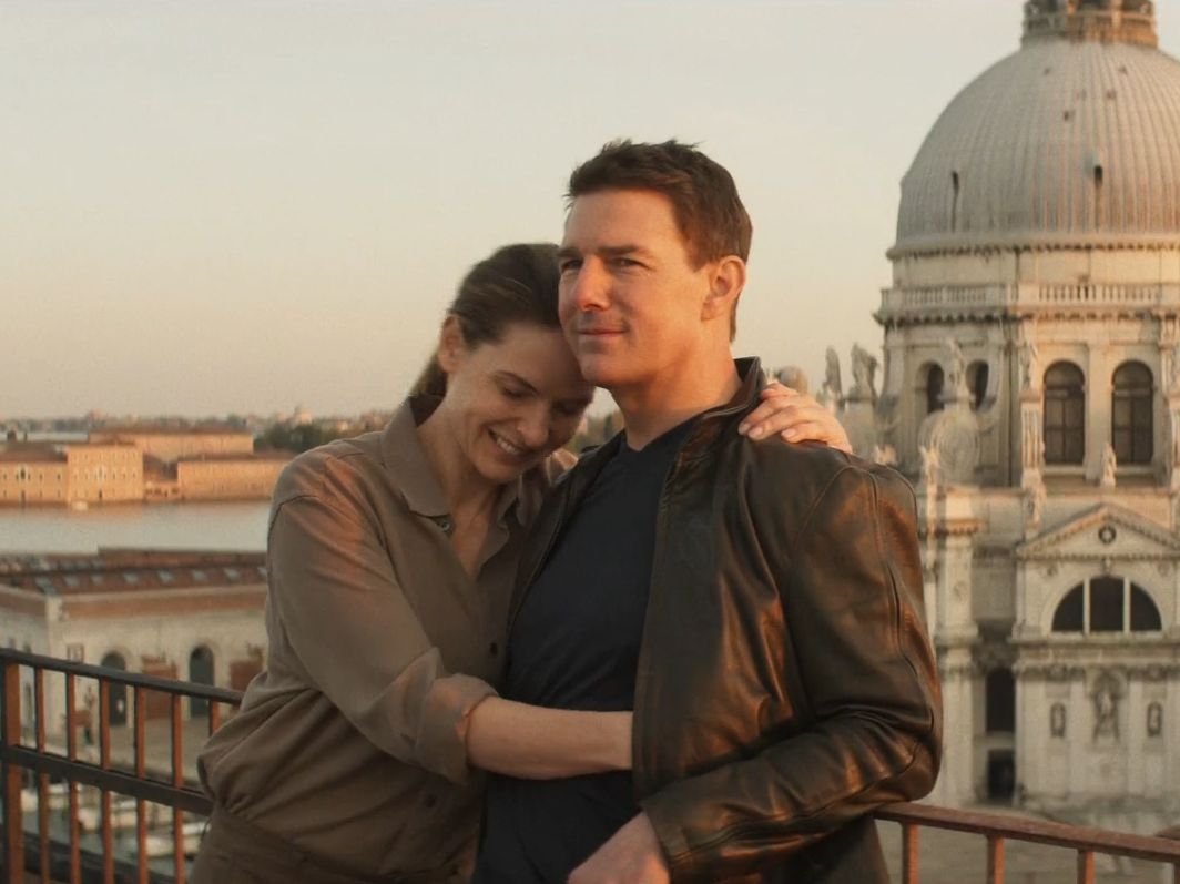 IndieWire's tweet photo. Everyone expects a same-day box-office battle between “Barbie” and “Oppenheimer” on July 21, but the real contention may lie between “Oppenheimer” and Tom Cruise’s #MissionImpossible. https://t.co/oiVJ1abmXB https://t.co/B9ZNXTcr0E